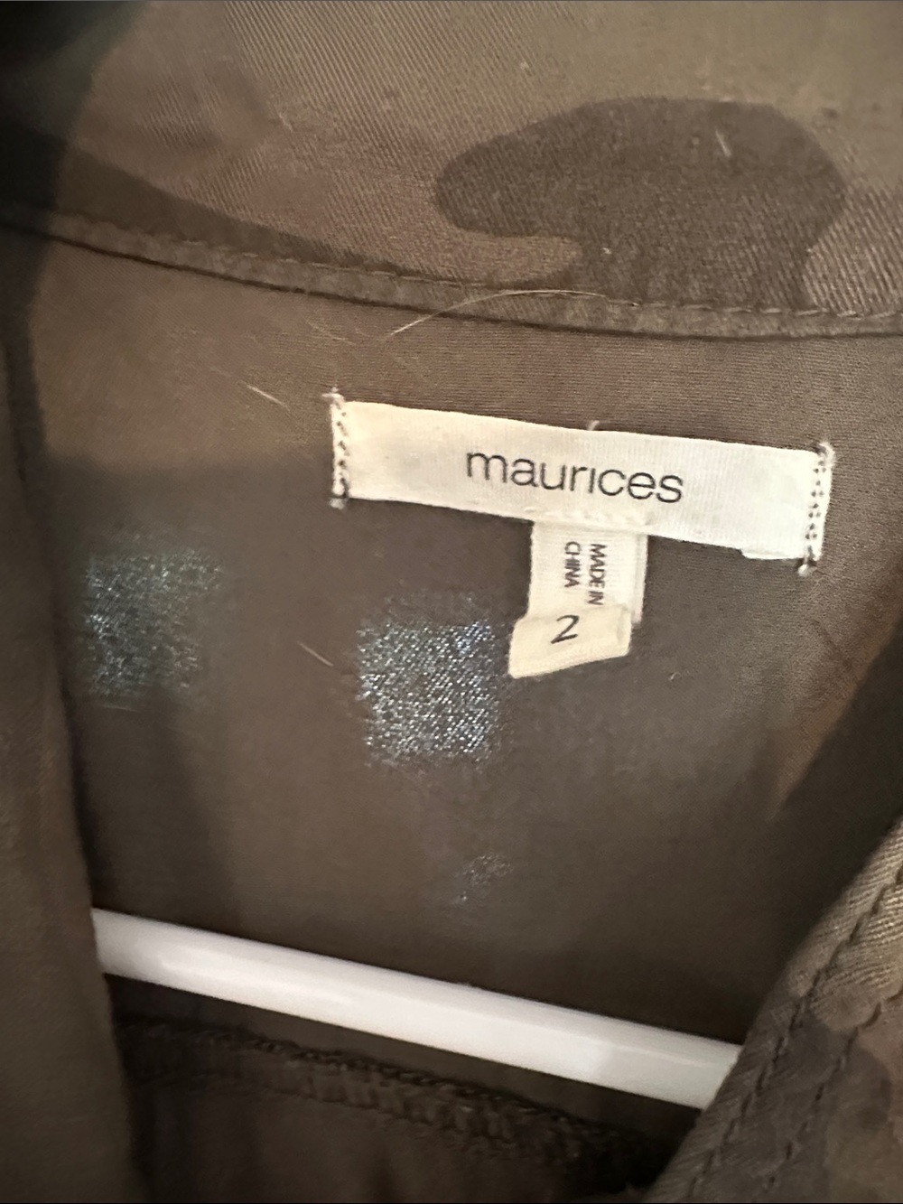 Maurices Olive Camo Utility Vest - Size 2x - Picture 2 of 3